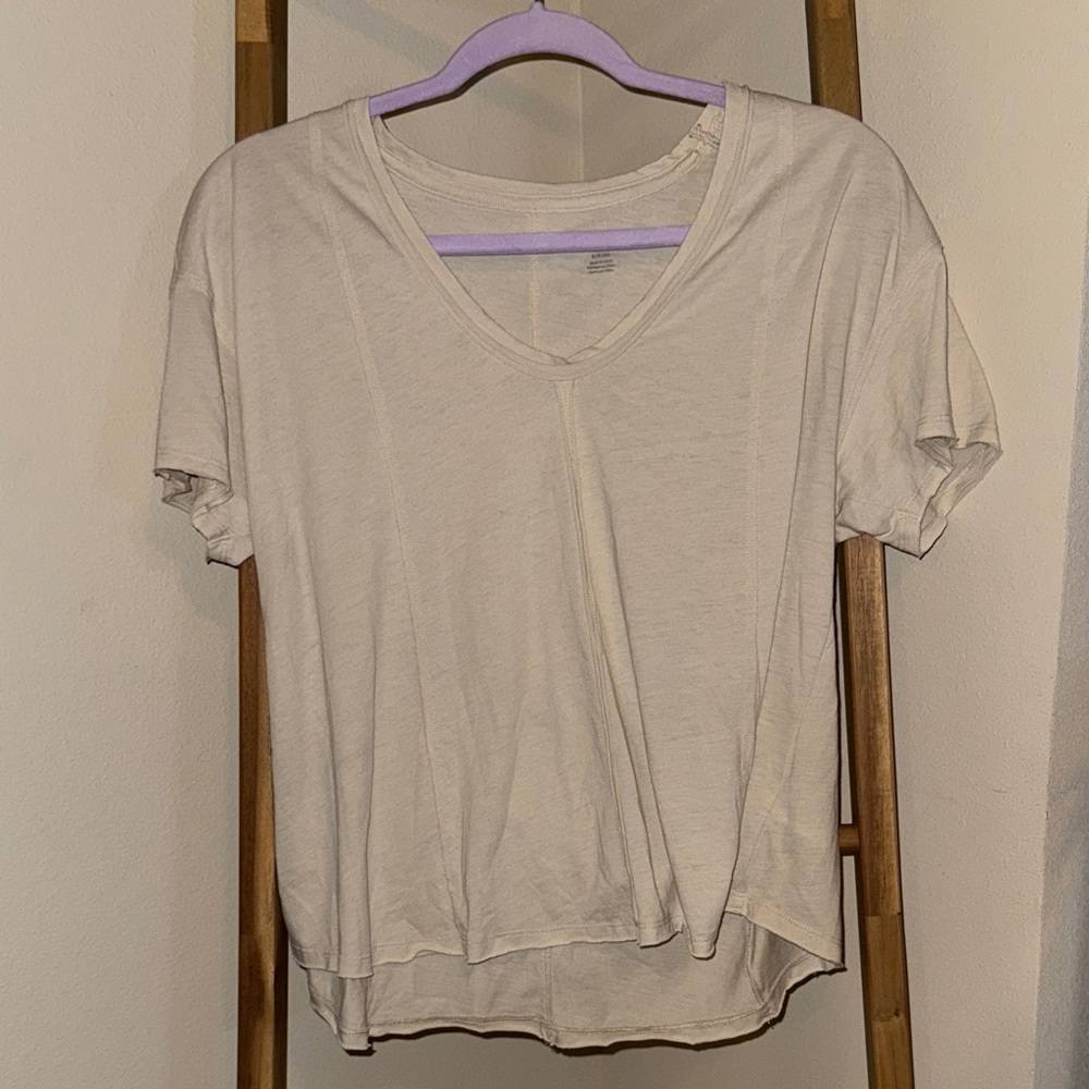 American Eagle Soft, Casual Cream V-Neck Women's Top